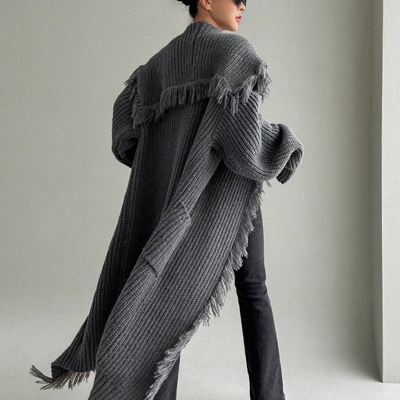 Grey Preppy Dazy Star Solid Color Long Cardigan With Large Lapel And Fringed Hem - Picture 2 of 5